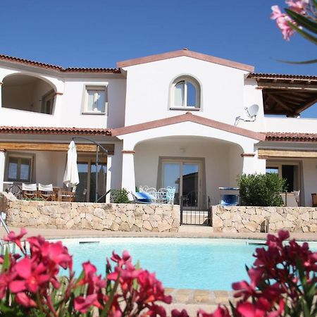 Mediterranean Sea Shell Pool House Budoni Exterior foto